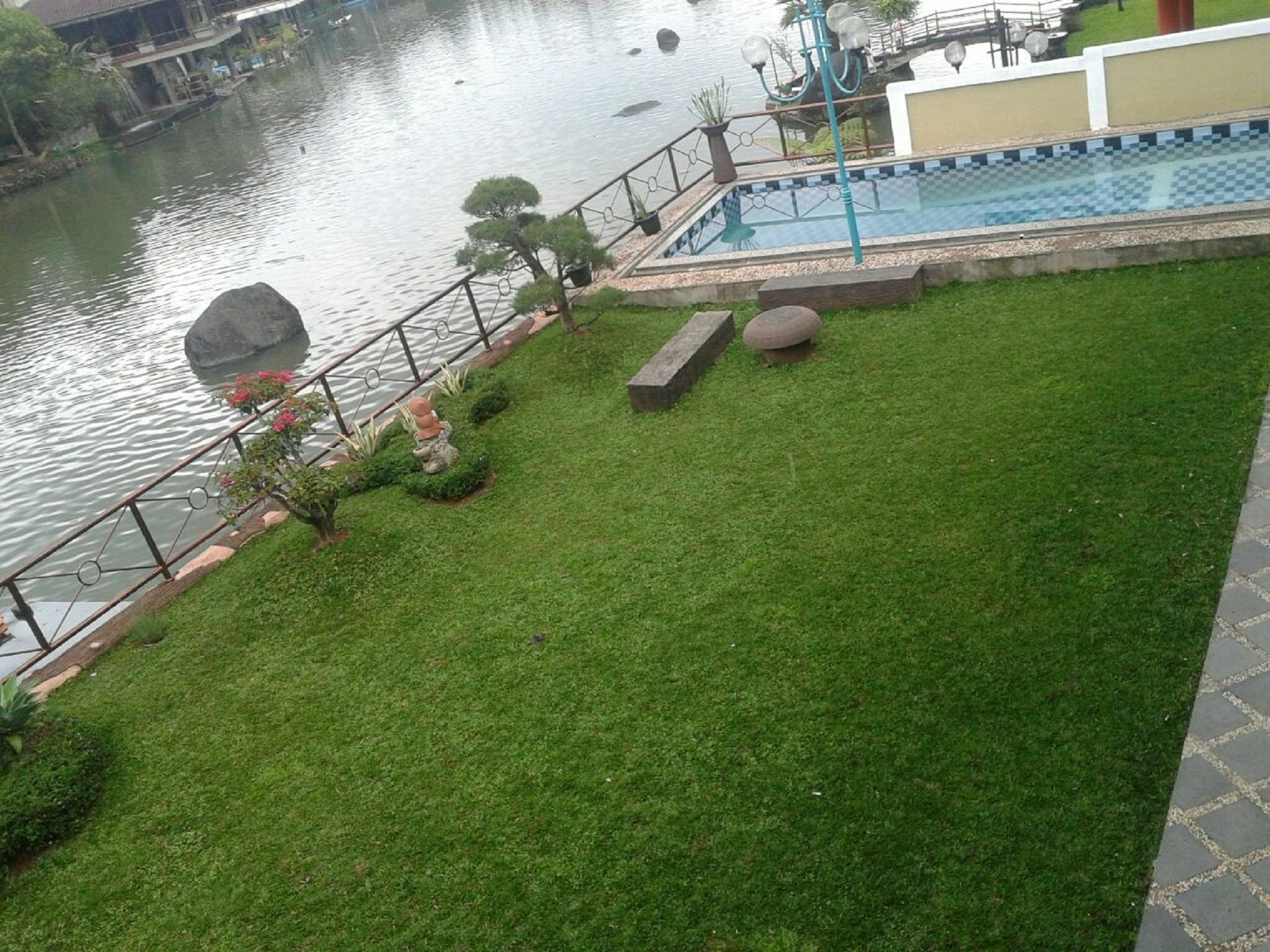 Villa Bukit Danau Cipanas  Dış mekan fotoğraf